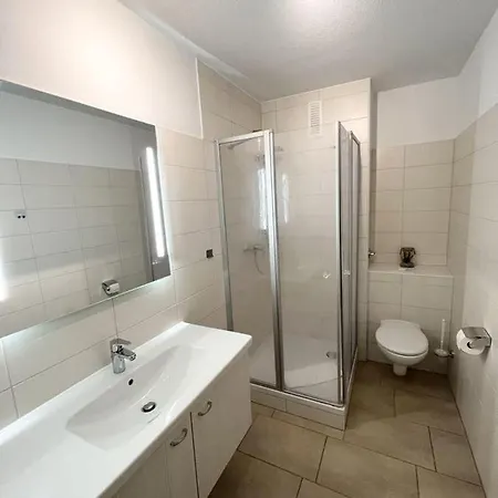 Germania-40 Apartment *